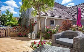 Cosy Apartment in Eperlecques with Fireplace