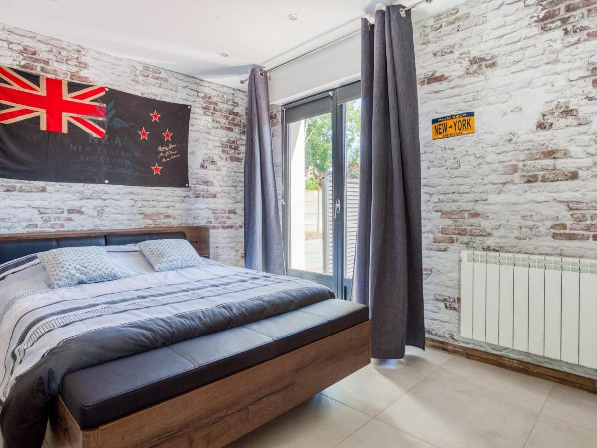 Cosy Apartment in Eperlecques with Fireplace Chambre photo